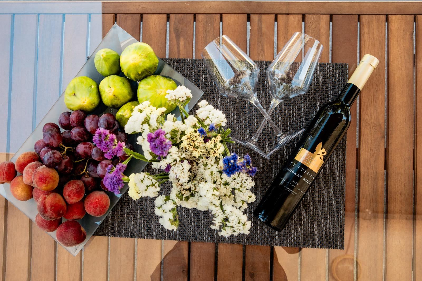 Villa Lucky Me - Luxury villa for complete relaxation by a large pool, Villa Lucky Me Ka&scaron;tel Novi